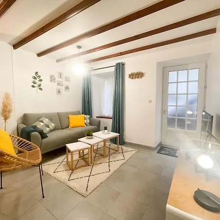 Maison Centre Les Pieux*wifi*oxo 別荘